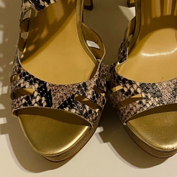 Guess Los Angeles Snake Pattern Pump Heels 9 Medium - Picture 9 of 13